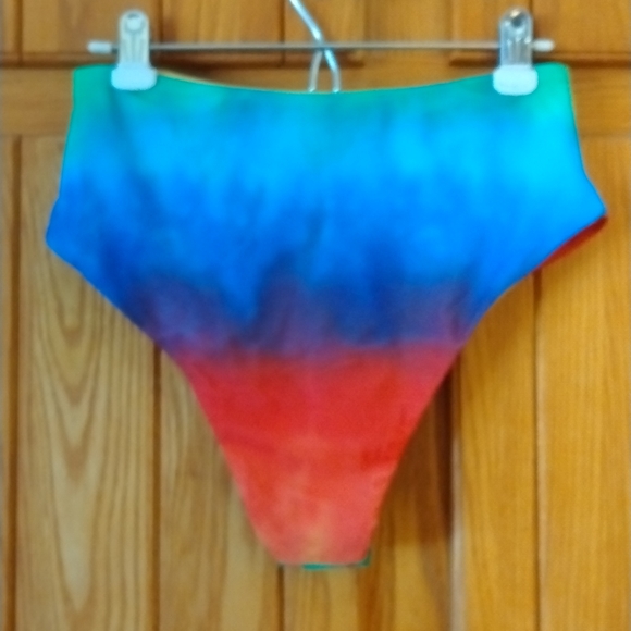 EUC Zaful Rainbow Tie Dye Bikini Set - Picture 5 of 8